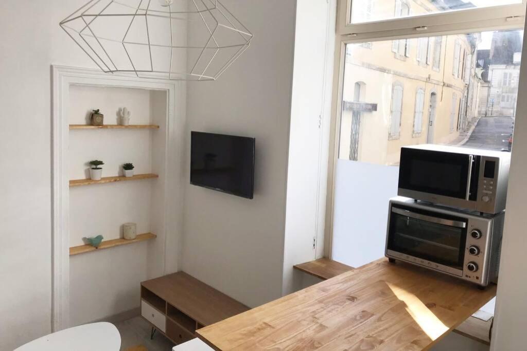 Studio Cosy, Hyper Centre Ville Auxerre Exterior foto